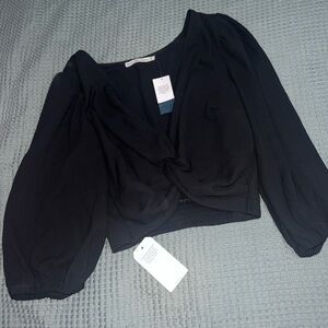 Abercrombie & Fitch Black cropped Blouse